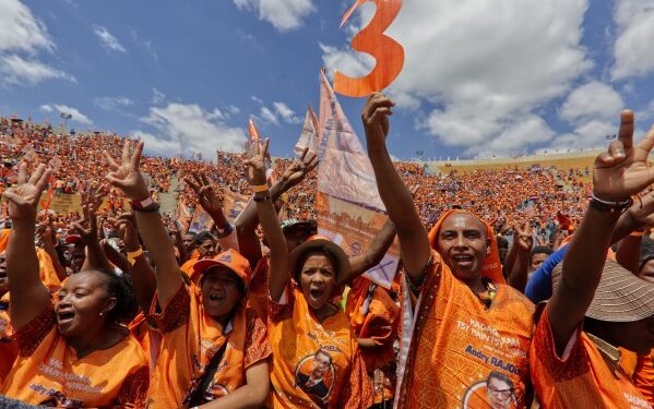 Independent Candidates Challenge Status Quo in Madagascar’s Legislative Elections