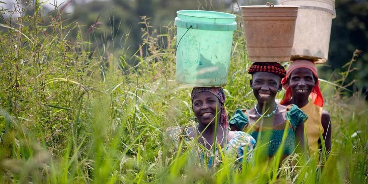 Nigerian Labour Unions to Launch Indefinite Strike Over Minimum Wage Dispute