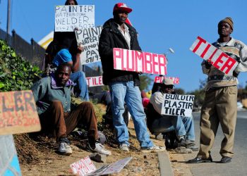 South Africa’s Unemployment Rate Rises to 33.5% Amid Economic Struggles
